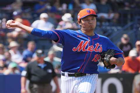 Two Mets relievers battling for bullpen spots have solid outings