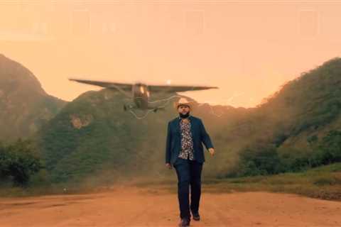 El Fantasma’s ‘El Exitoso’ Travels to No. 1 on Regional Mexican Airplay Chart