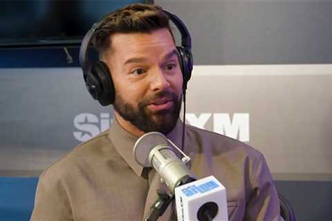Ricky Martin Says Dad Encouraged Him to Come Out, Team Told Him Not To