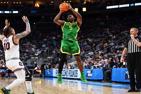 Trash-talking ex-teammate fueled Oregon’s Jermaine Couisnard scoring 40 in March Madness upset