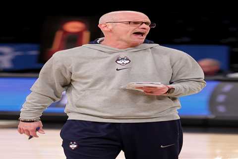 Motivated UConn, Dan Hurley ready for chance at rare March Madness repeat
