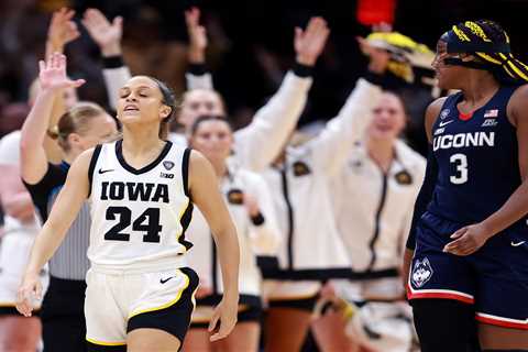 Iowa’s Gabbie Marshall deletes social media over ‘hate comments’ after controversial UConn foul call