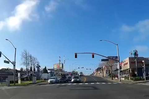 Smash-and-Grab Car Incident Caught on Dashcam, Woman Screams For Help
