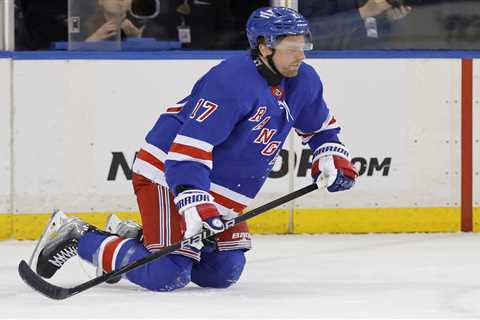 Injured Blake Wheeler unlikely to return in playoffs for Rangers