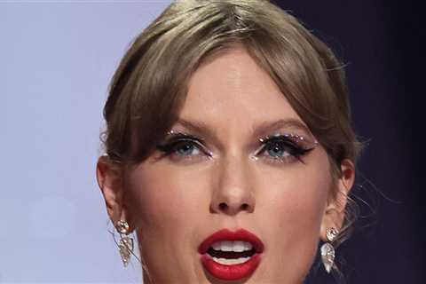 Taylor Swift Blasted For Saying She Wants to Live in 1830s in New Song