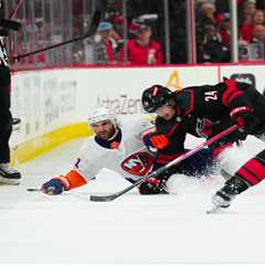 Islanders undone by poor third period as season ends with loss to Hurricanes in Game 5 heartbreaker