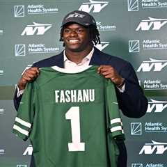 Jets sign first-round pick Olu Fashanu to $20.5 million contract