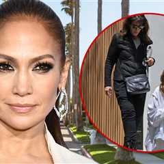Jennifer Lopez Goes House Hunting in L.A. with Friend, No Ben in Sight