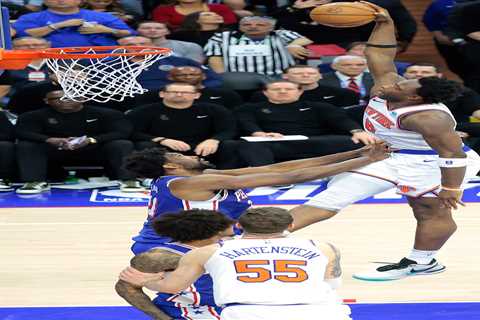 OG Anunoby’s aggressiveness on display in Knicks’ Game 6 win with ‘huge’ dunk, defense