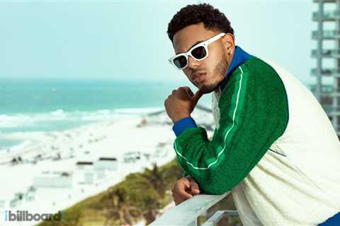 Myke Towers’ ‘La Capi’ Hits No. 1 on Tropical Airplay Chart