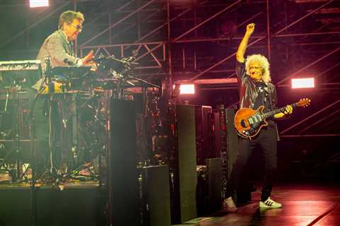 Jean-Michel Jarre & Brian May Perform Together at Starmus Festival