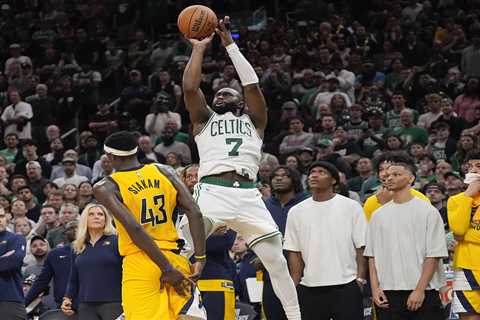 What went wrong for Pacers on fateful play in Game 1 loss to Celtics