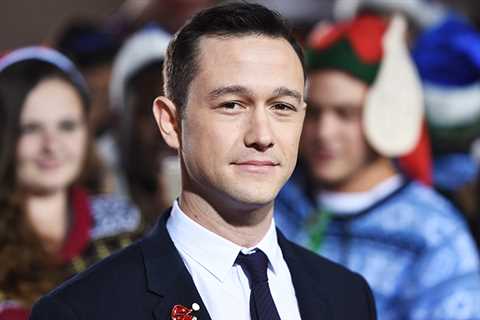 Joseph Gordon-Levitt Will Melt Your Heart With His Acoustic Taylor Swift ‘Lover’ Cover in Honor of..