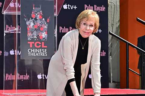 Carol Burnett Honored in Star-Studded Hollywood Handprint Ceremony