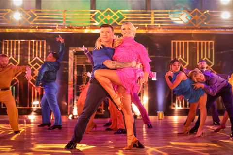 Strictly stars Nadiya Bychkova and Kai Widdrington slash tour ticket prices by 50%