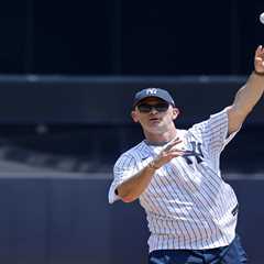 UConn’s Dan Hurley offers ‘tough stretch’ advice to spiraling Yankees