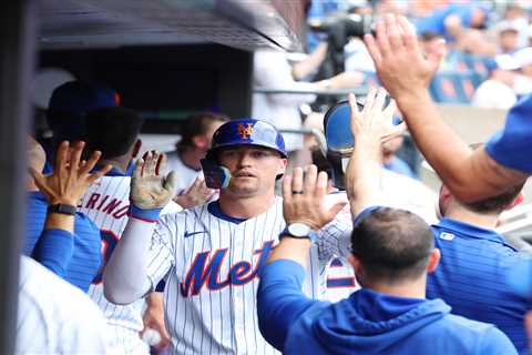 Brandon Nimmo slips in hotel room, cuts forehead in Mets calamity