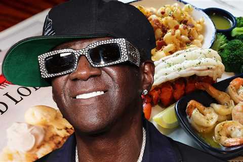 Flavor Flav Getting Signature Meal on Red Lobster Menu