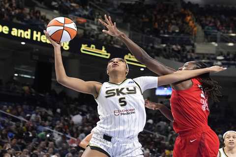 Angel Reese keeps WNBA record double-double streak alive with just seconds to spare