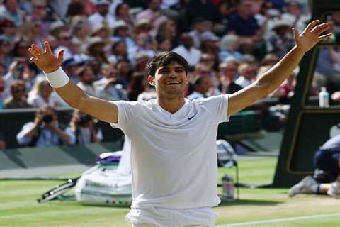 Carlos Alcaraz wins back-to-back Wimbledon titles with rout of Novak Djokovic