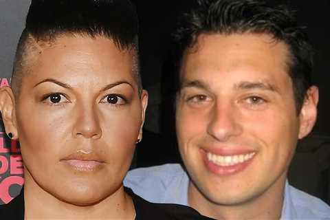 'Grey's Anatomy' Star Sara Ramirez Settles Divorce With Estranged Husband