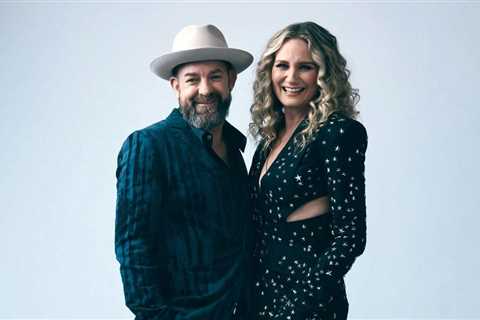 Sugarland Talks Returning to the Spotlight With New EP & Tour With Little Big Town: ‘We’ve Always..