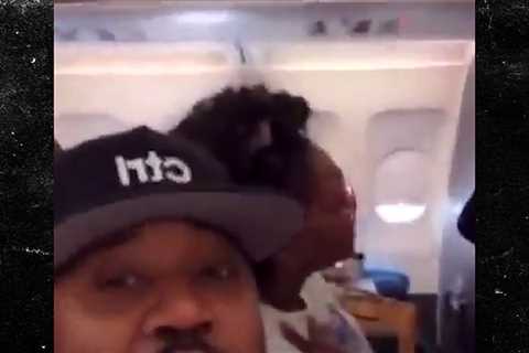 Rapper Juvenile Exits Flight After Being Downgraded From First Class to Coach