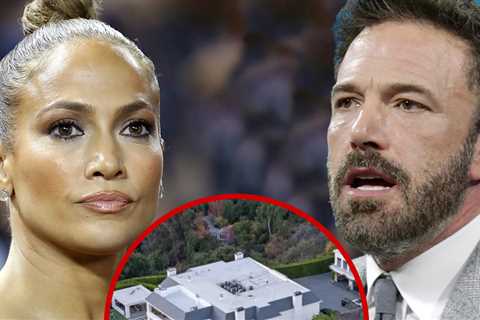 J Lo & Ben Affleck's Beverly Hills Mansion Will Likely Sit For A While