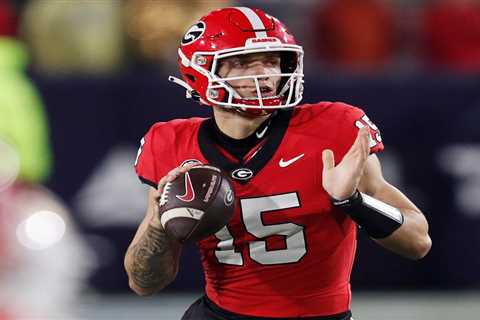 College football: Mighty Georgia to open vs. once-mighty Clemson