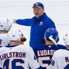 Patrick Roy’s Islanders dial up intensity on Day 1