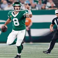 Aaron Rodgers dominates as Jets throttle Patriots for rivalry win in home opener