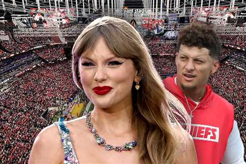 Taylor Swift Dominates NFL Promo Video For New Season, Outshines Patrick Mahomes