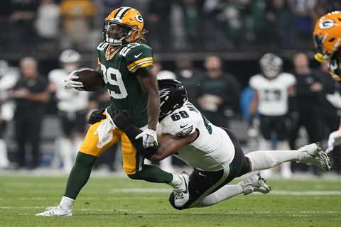 Xavier McKinney gets first Packers interception before Nick Sirianni fumes over sluggish Eagles..