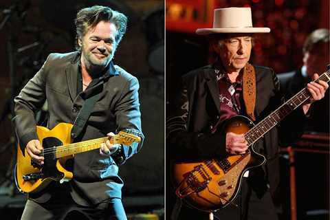 Mellencamp Plays Dylan’s ‘Watchtower’ – Then Dylan Plays It Too