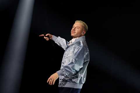 Macklemore Drops ‘Hind’s Hall 2’ Protest Track, Leads ‘F–k America’ Chant at Seattle Show