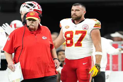 Andy Reid defends Travis Kelce as questions linger about Chiefs star’s ‘distractions’