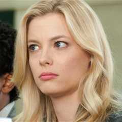 Britta Perry on 'Community' 'Memba Her?!