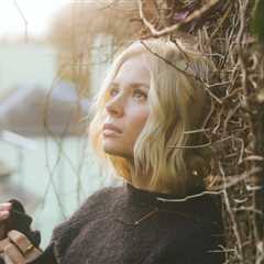 Singer-Songwriter Nina Nesbitt Shares the ‘Honest Truth’ Of Starting Her Own Record Label..