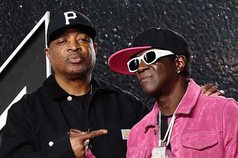 Flavor Flav Blasts ‘Daily Mail’ For Public Enemy ‘Disrespect’