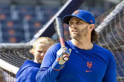 Jeff McNeil’s potential return comes with big Mets roster question