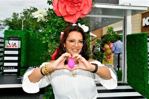 The Story Behind Your Favorite Pink Beautyblender: A Latina-Owned Brand Leading the Way