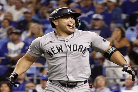 The secret to Giancarlo Stanton’s success in October is knowing how to tune out the criticism