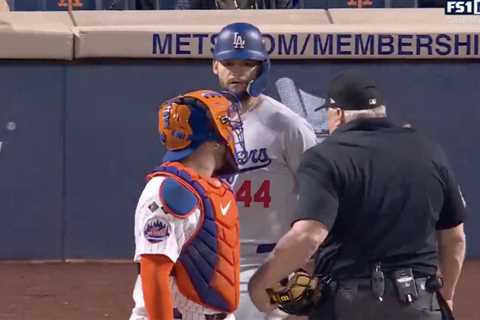 Francisco Alvarez, Andy Pages get in heated moment after emphatic bat flip