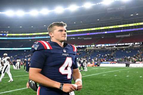 Browns sign Bailey Zappe after Deshaun Watson injury