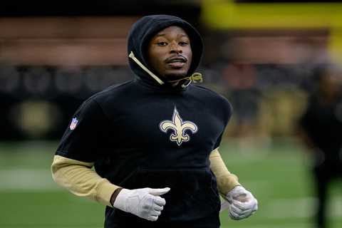 Alvin Kamara signs $24.5M extension with chance to end career with Saints in view