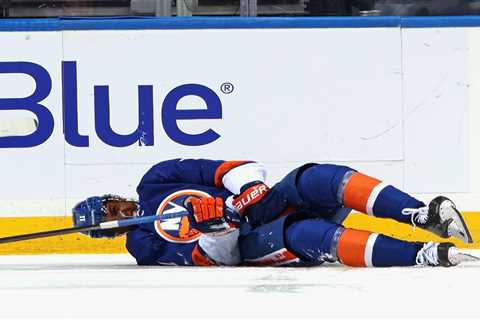 Islanders get Anthony Duclair silver lining with injury timeline reveal