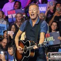 Bruce Springsteen Opens First Post-Election Show With ‘A Fighting Prayer For My Country’