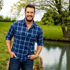 Luke Bryan to Host 2024 CMA Awards Behind-the-Scenes Special Ahead of Show