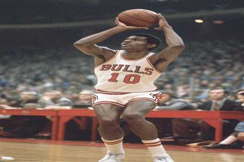 Bulls great Bob Love dead at 81 after cancer fight