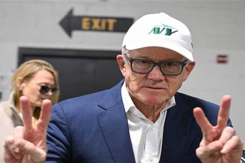 Jets haunted by Woody Johnson’s inability to get out of Quarterback Hell